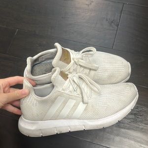Adidas Swift Run
